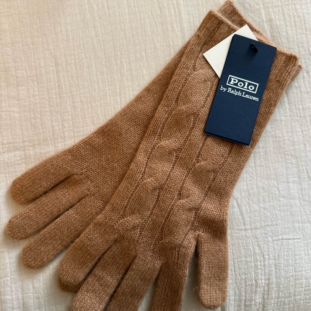 Polo by Ralph Lauren Tan Cable Knit Gloves women’s